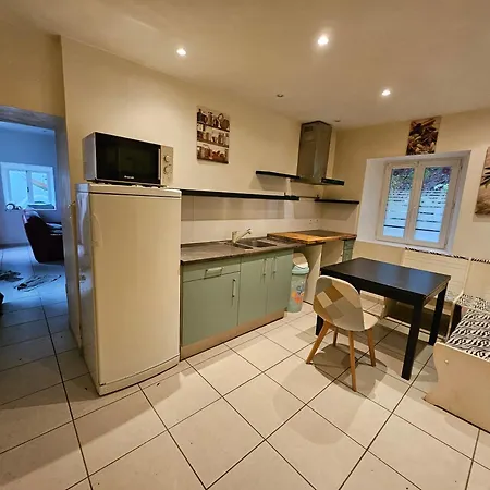 3 Chambres, Calme Et Bien Place Apartment *